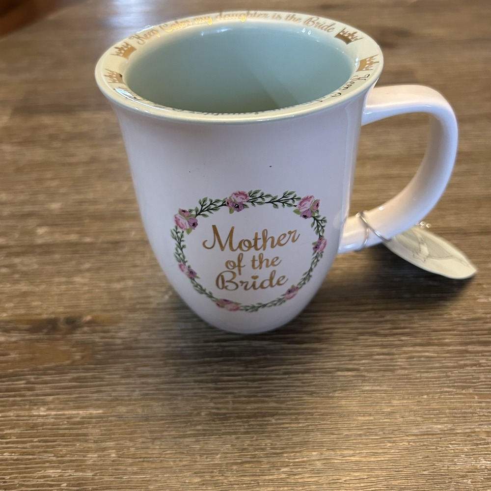 10 Strawberry Street Mother of the Bride Mug Keep Calm My Daughter Is the Bride - Picture 3 of 5